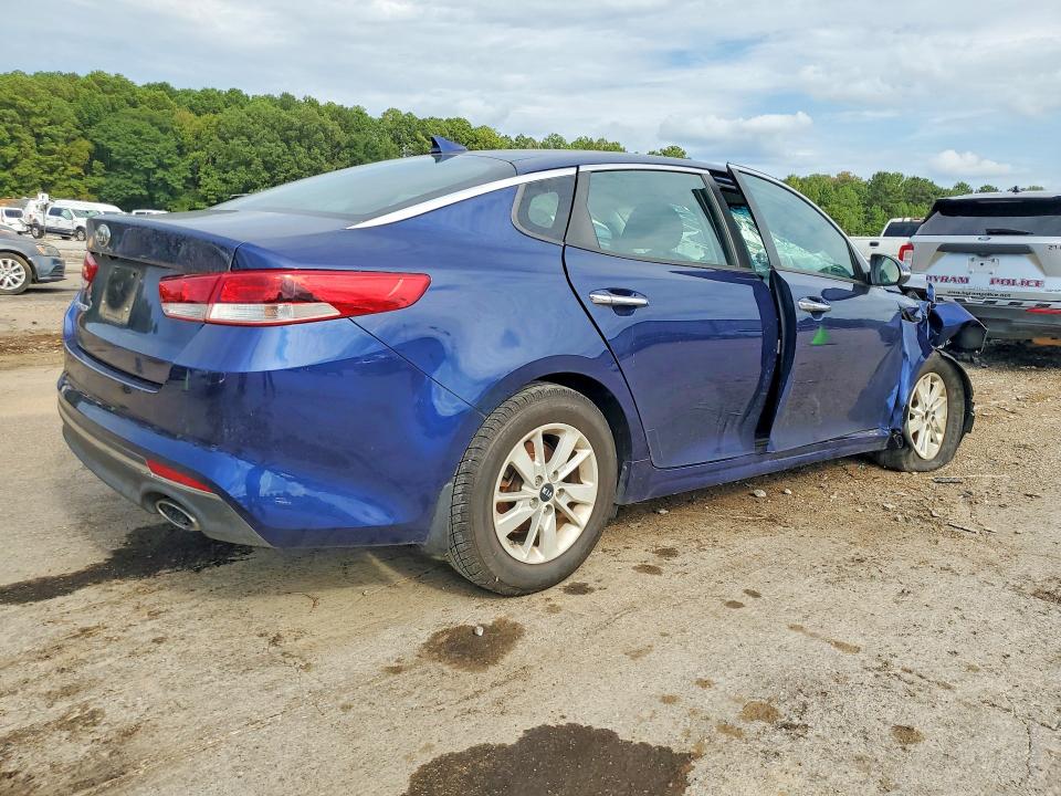 66942896 :رقم المزاد ، 5XXGT4L30HG177581 vin ، 2017 Kia Optima مزاد بيع