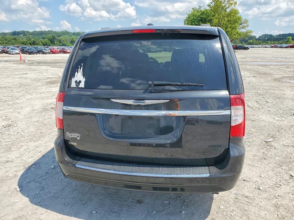 63118976 :رقم المزاد ، 2C4RC1BG5GR290914 vin ، 2016 Chrysler Town & Country مزاد بيع