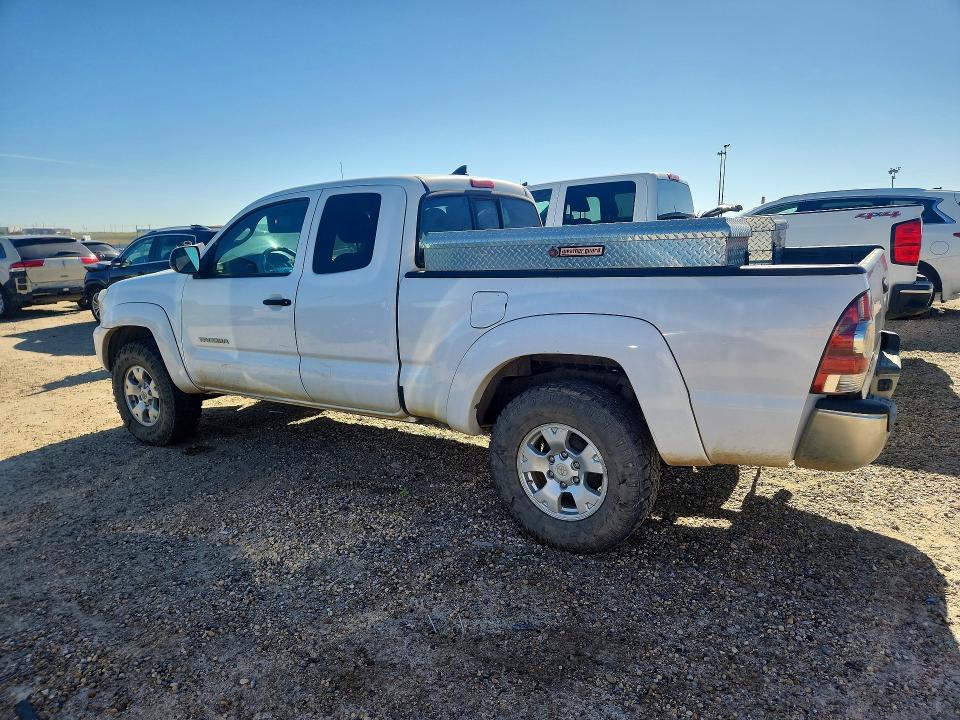 61410326 :رقم المزاد ، 5TFUU4EN3FX110994 vin ، 2015 Toyota Tacoma مزاد بيع