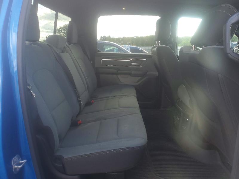 62208436 :رقم المزاد ، 1C6SRFFTXNN321029 vin ، 2022 Ram 1500 مزاد بيع