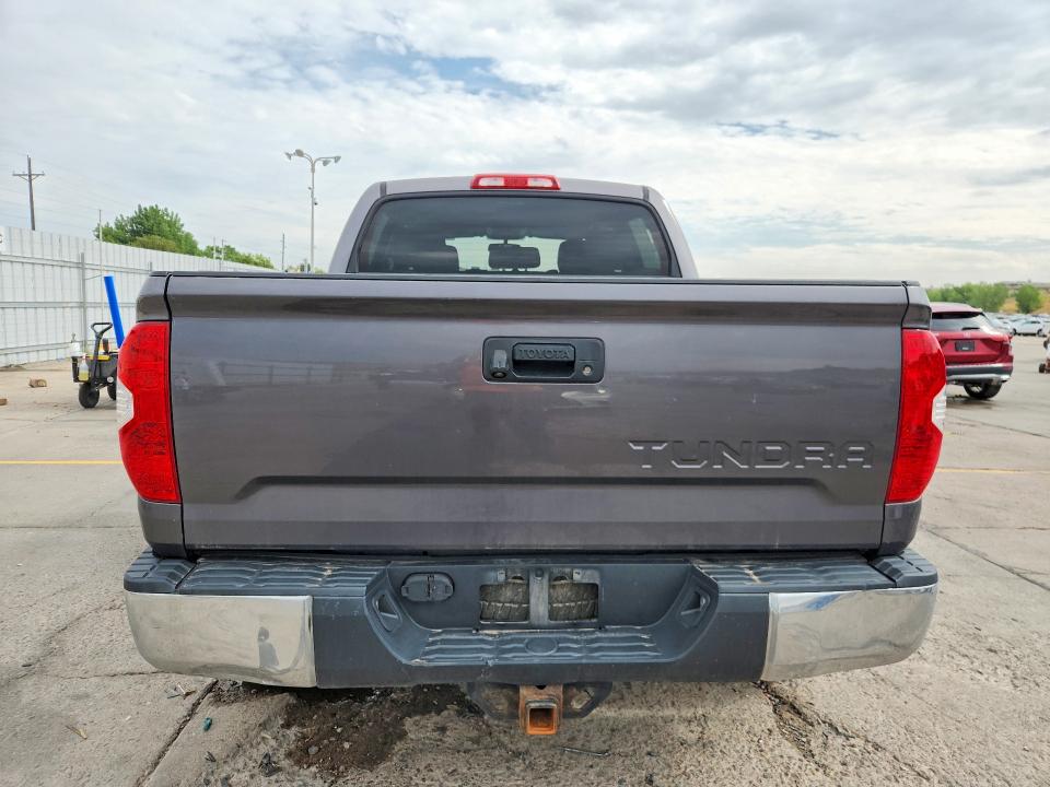63929026 :رقم المزاد ، 5TFDW5F16FX437515 vin ، 2015 Toyota Tundra مزاد بيع