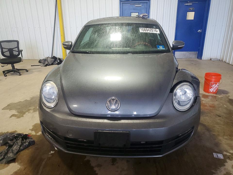 2015 Volkswagen Beetle მანქანა იყიდება აუქციონზე, vin: 3VWJ17ATXFM642554, აუქციონის ნომერი: 66942016