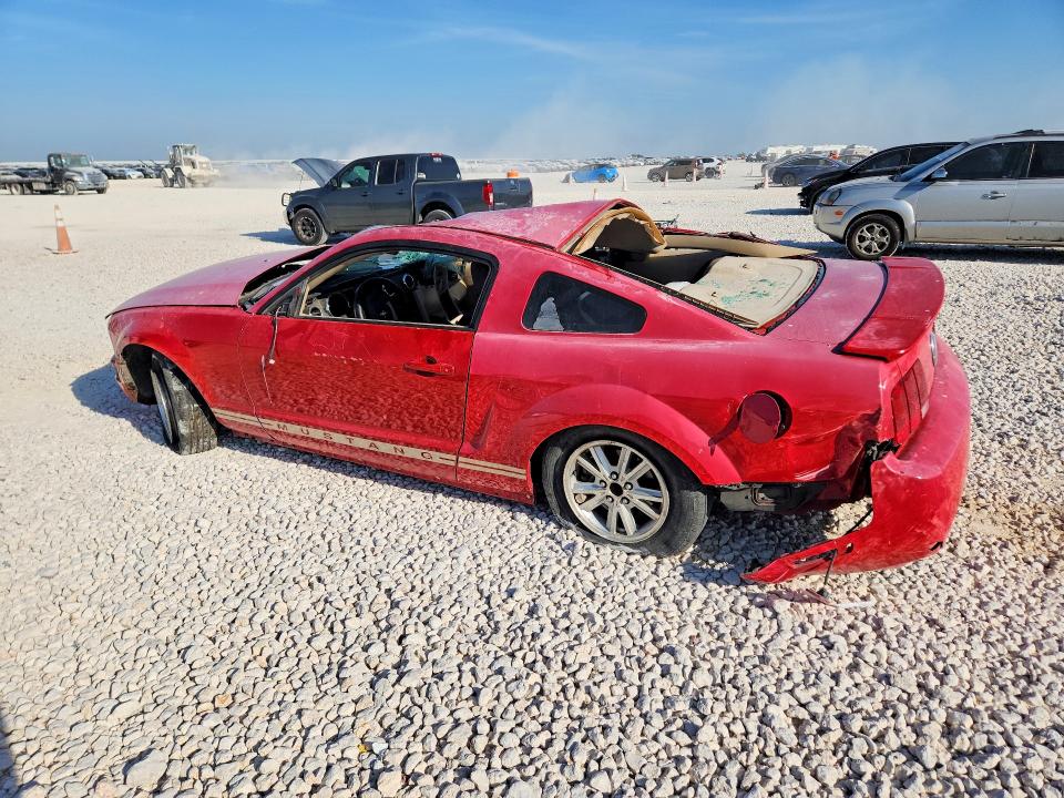 2007 Ford Mustang მანქანა იყიდება აუქციონზე, vin: 1ZVFT80N775247747, აუქციონის ნომერი: 65624686