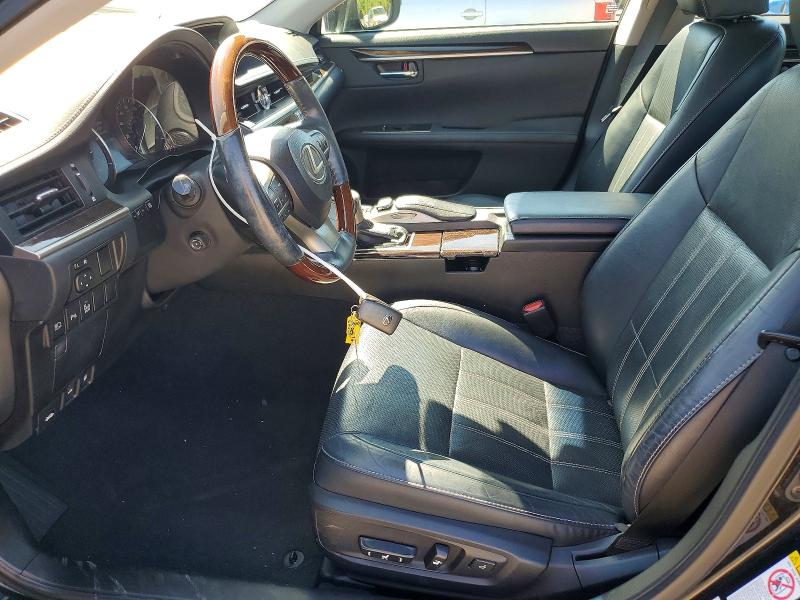 63717546 :رقم المزاد ، 58ABK1GG4JU086438 vin ، 2018 Lexus Es مزاد بيع