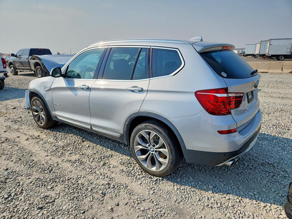 64390806 :رقم المزاد ، 5UXWX9C30H0T19974 vin ، 2017 Bmw X3 مزاد بيع