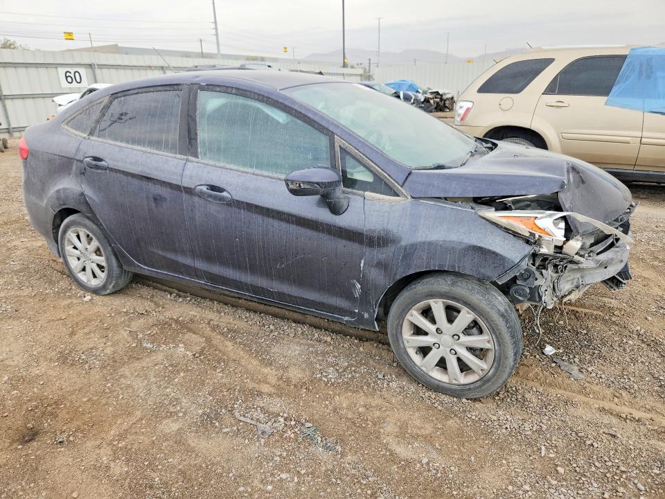 52440276 :رقم المزاد ، 3FADP4BJ3DM147223 vin ، 2013 Ford Fiesta مزاد بيع