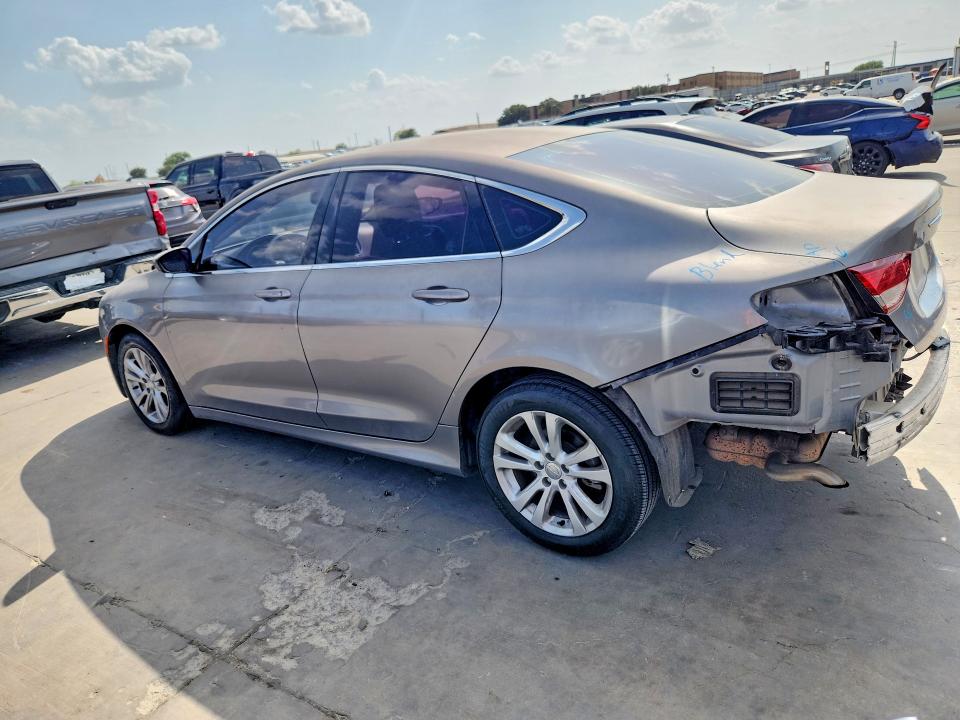 63444116 :رقم المزاد ، 1C3CCCAB0FN502335 vin ، 2015 Chrysler 200 مزاد بيع