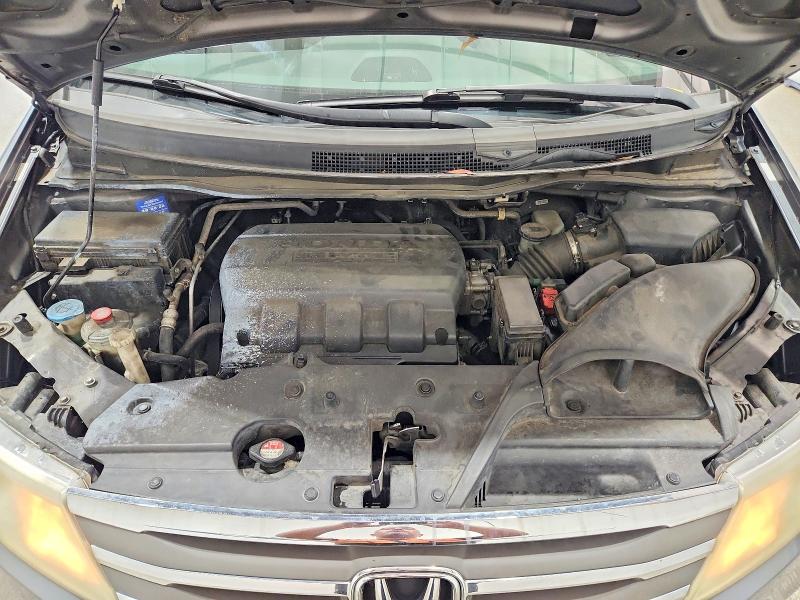 65680976 :رقم المزاد ، 5FNRL5H68CB037355 vin ، 2012 Honda Odyssey مزاد بيع