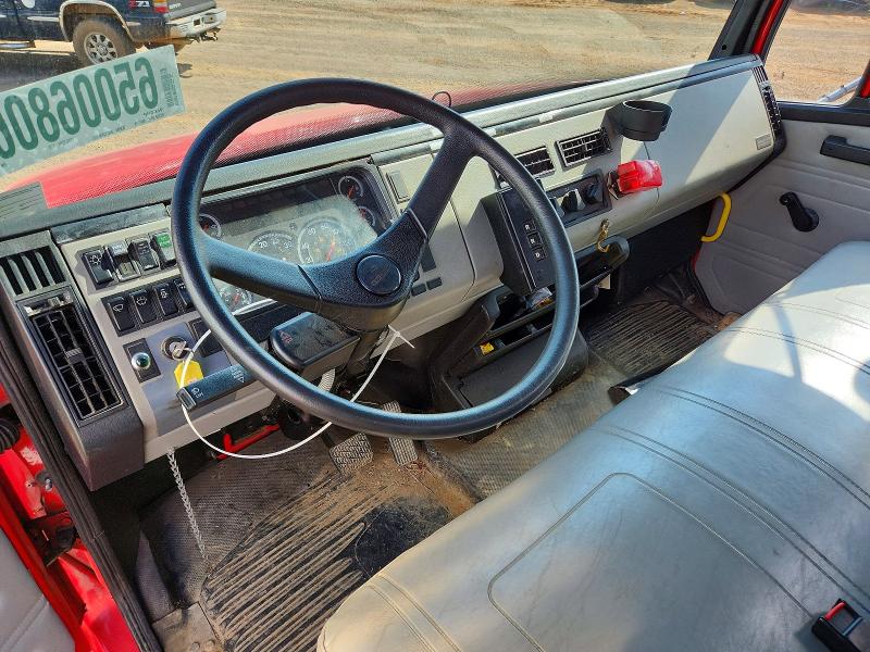 Продажа на аукционе авто 2002 Freightliner Medium Conventional, vin: 1FVABXAK12HK12907, номер лота: 65006806