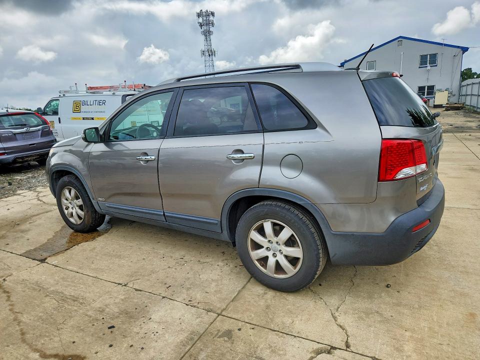 2013 Kia Sorento მანქანა იყიდება აუქციონზე, vin: 5XYKTDA25DG348772, აუქციონის ნომერი: 65446286