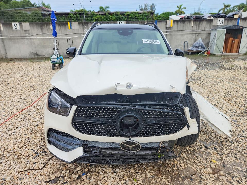 Продажа на аукционе авто 2022 Mercedes-benz Gle, vin: 4JGFB4JB6NA601745, номер лота: 64369636