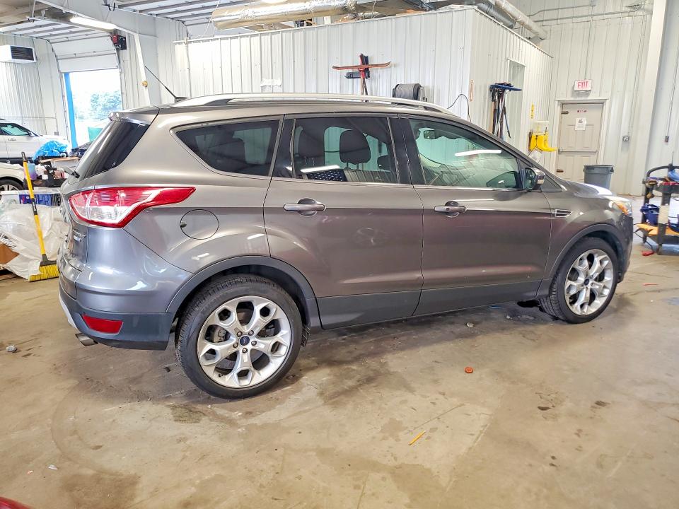 2014 Ford Escape მანქანა იყიდება აუქციონზე, vin: 1FMCU9J99EUB26548, აუქციონის ნომერი: 65196156