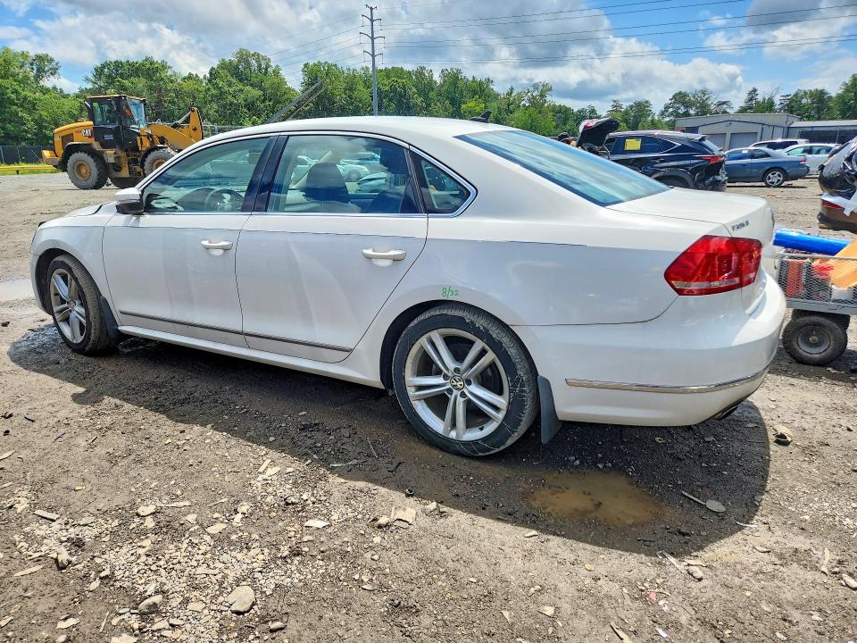 Продажа на аукционе авто 2015 Volkswagen Passat, vin: 1VWBT7A35FC073192, номер лота: 64203796