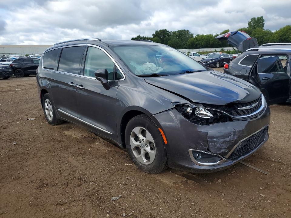 65099106 :رقم المزاد ، 2C4RC1EGXHR837673 vin ، 2017 Chrysler Pacifica مزاد بيع