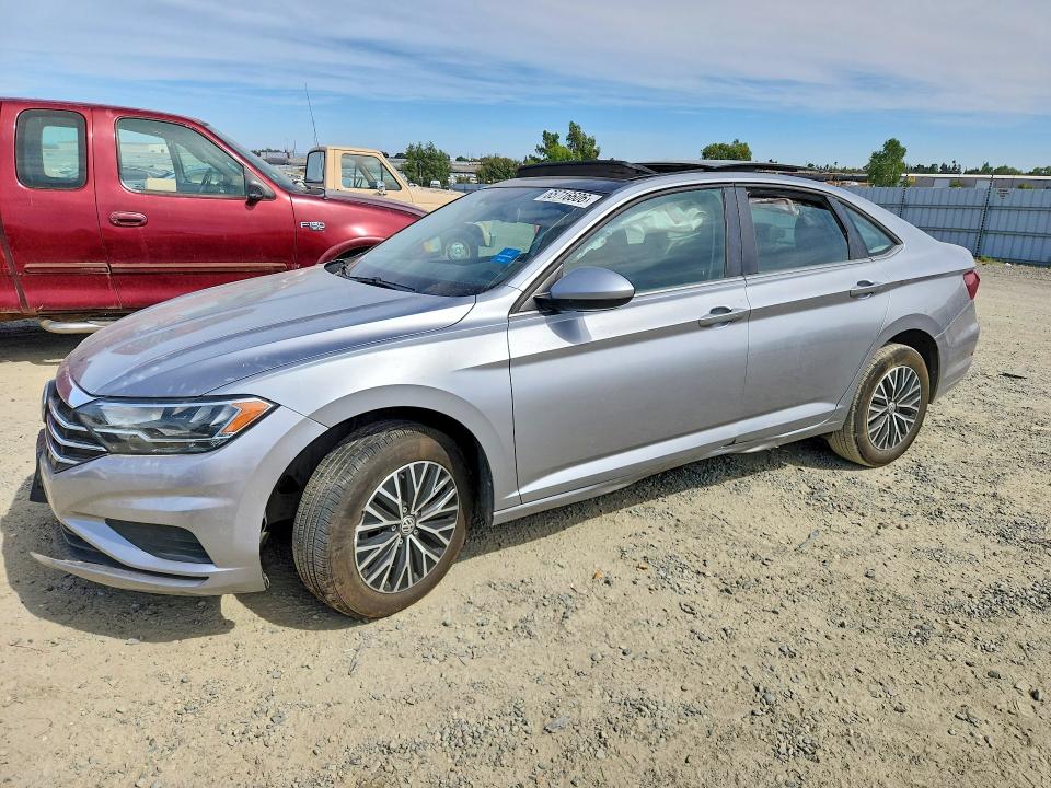 2020 Volkswagen Jetta მანქანა იყიდება აუქციონზე, vin: 3VWCB7BU9LM028250, აუქციონის ნომერი: 65716606