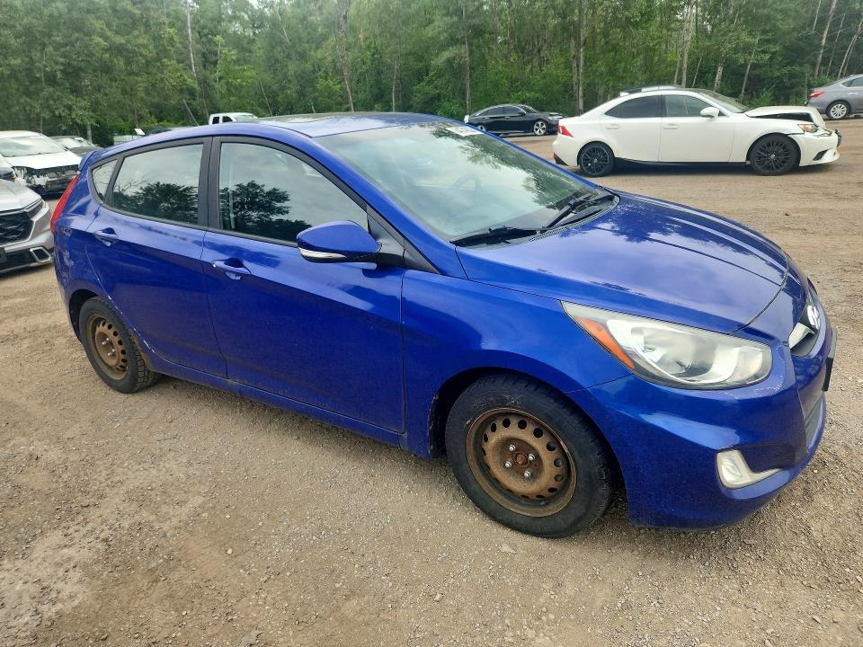 2012 Hyundai Accent მანქანა იყიდება აუქციონზე, vin: KMHCU5AE0CU032223, აუქციონის ნომერი: 64074636