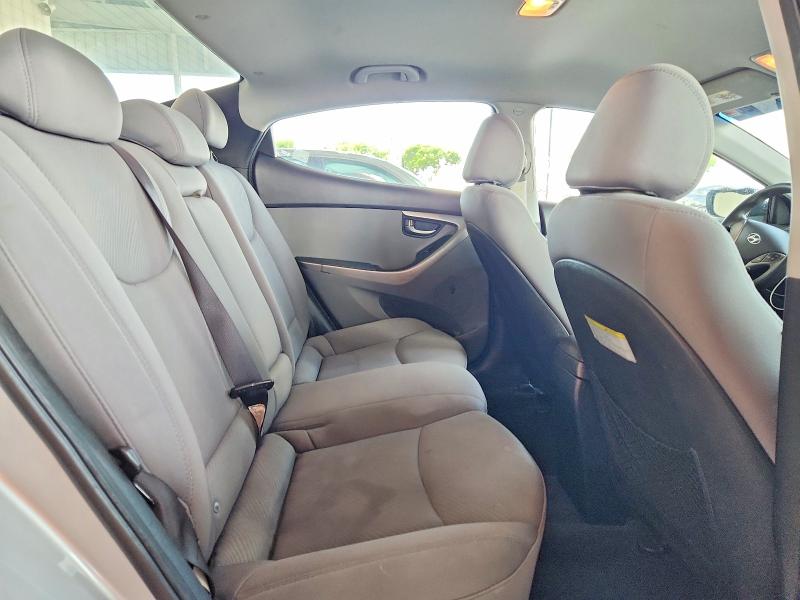 62907326 :رقم المزاد ، 5NPDH4AE4DH395577 vin ، 2013 Hyundai Elantra مزاد بيع