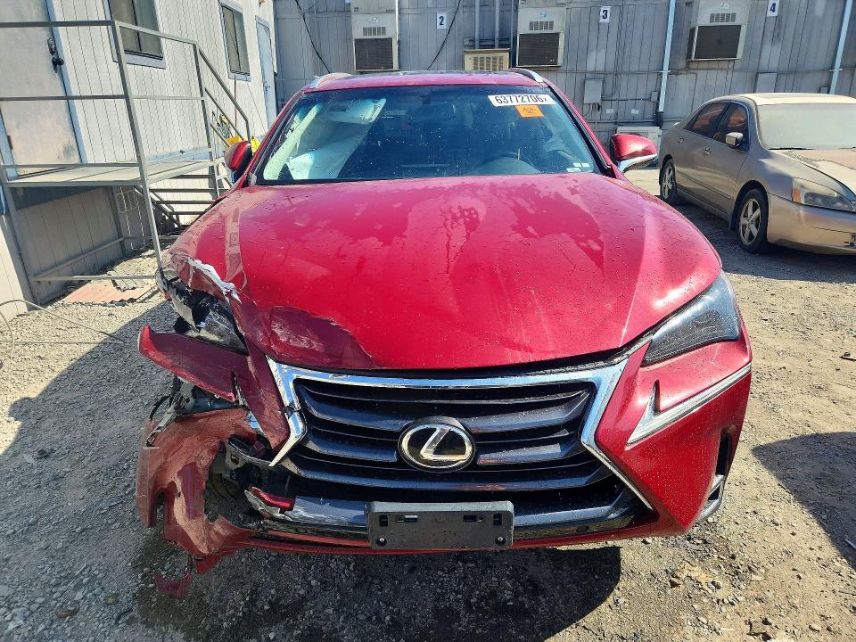 63772706 :رقم المزاد ، JTJYARBZXH2061403 vin ، 2017 Lexus Nx 200t مزاد بيع