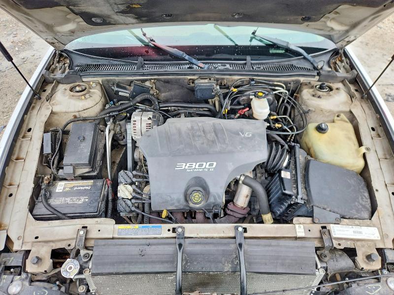 64181386 :رقم المزاد ، 1G4CW54K524144476 vin ، 2002 Buick Park Avenue مزاد بيع