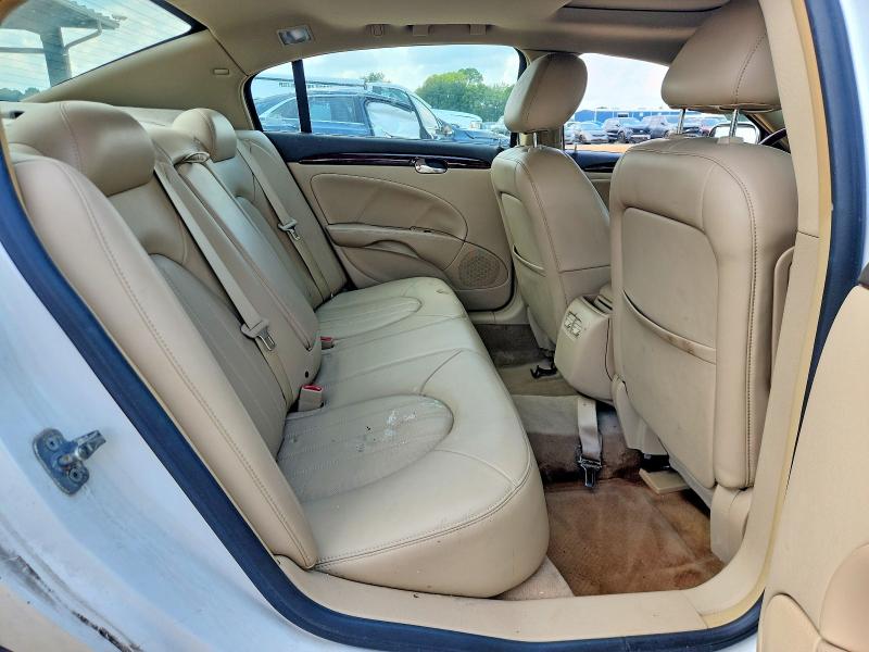 64063546 :رقم المزاد ، 1G4HF5EM8AU108138 vin ، 2010 Buick Lucerne مزاد بيع