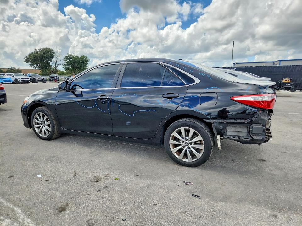 2016 Toyota Camry მანქანა იყიდება აუქციონზე, vin: 4T1BF1FK3GU589808, აუქციონის ნომერი: 64031416