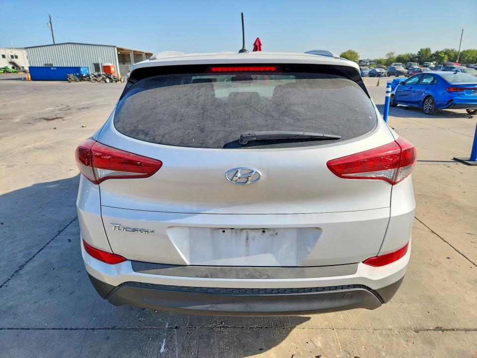 65803266 :رقم المزاد ، KM8J33A42GU192406 vin ، 2016 Hyundai Tucson مزاد بيع