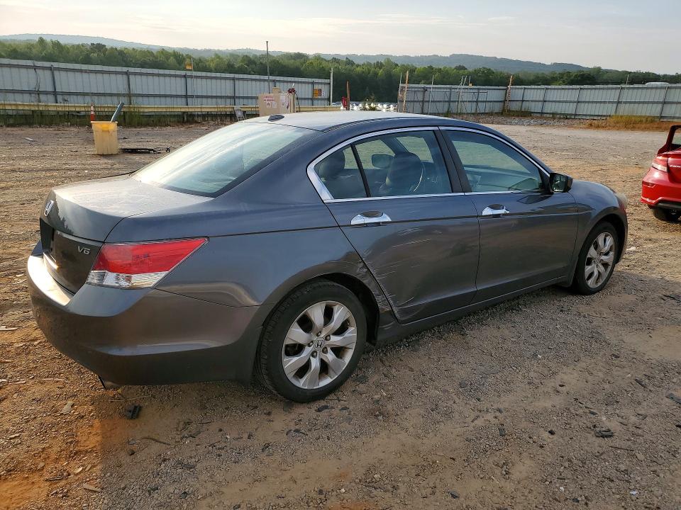 Auction sale of the 2010 Honda Accord, vin: 1HGCP3F83AA007304, lot number: 65101676