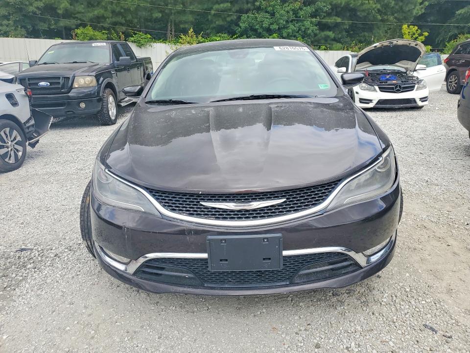 62810576 :رقم المزاد ، 1C3CCCCG1FN567610 vin ، 2015 Chrysler 200 مزاد بيع