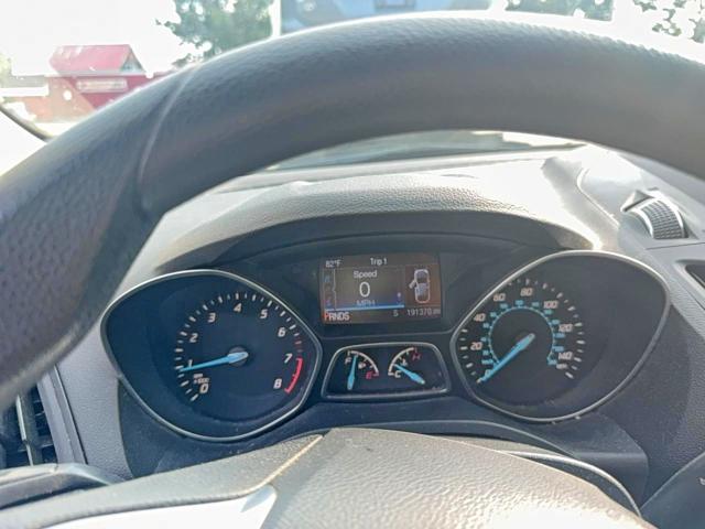 2014 Ford Escape მანქანა იყიდება აუქციონზე, vin: 1FMCU9G93EUC40892, აუქციონის ნომერი: 64565756