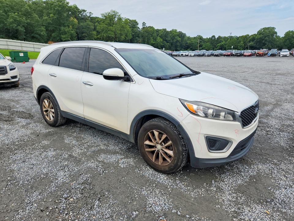64712616 :رقم المزاد ، 5XYPG4A37HG285408 vin ، 2017 Kia Sorento مزاد بيع