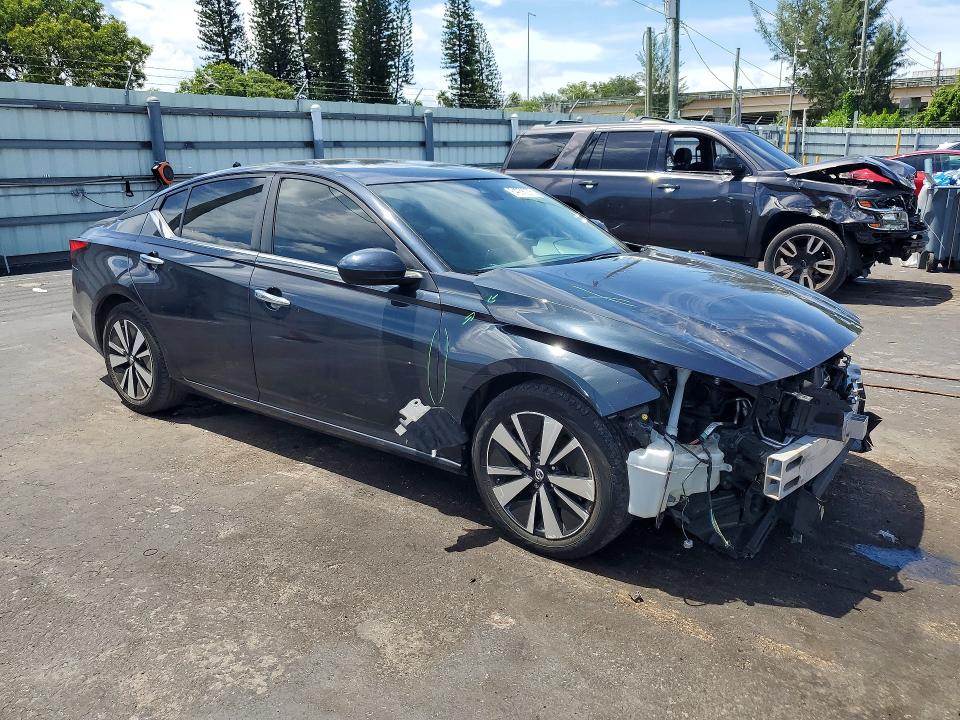 Продаж на аукціоні авто 2022 Nissan Altima, vin: 1N4BL4DV8NN325623, номер лоту: 64256236