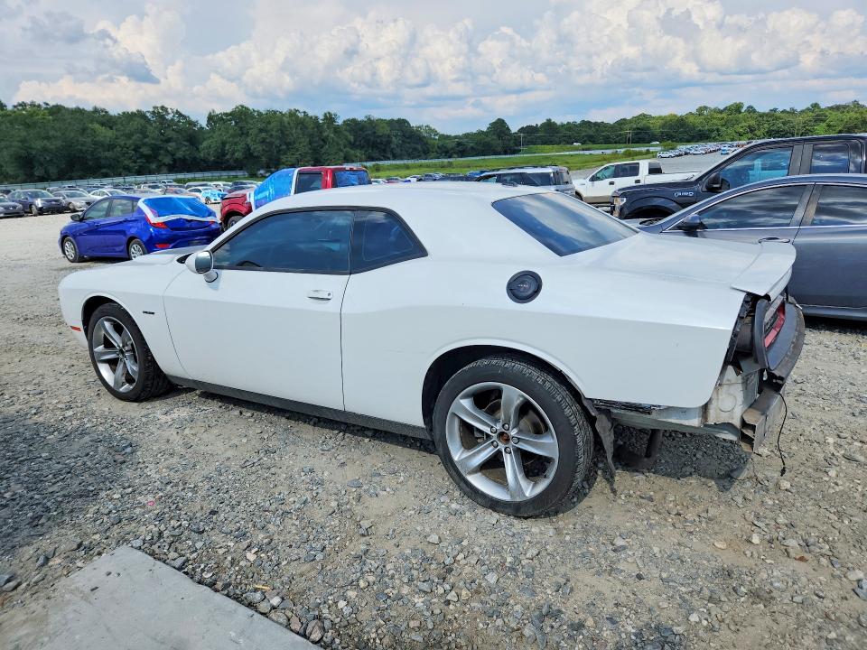 63828466 :رقم المزاد ، 2C3CDZAT3FH702305 vin ، 2015 Dodge Challenger مزاد بيع