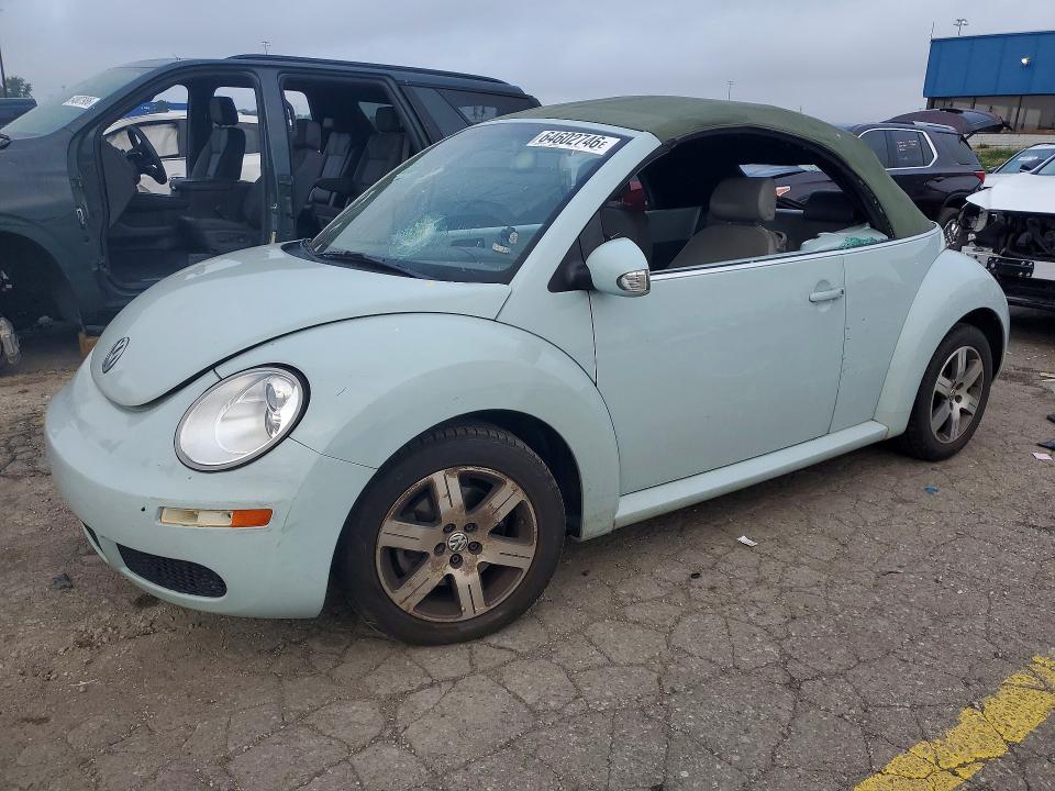 64602746 :رقم المزاد ، 3VWRF31Y36M307354 vin ، 2006 Volkswagen New Beetle مزاد بيع