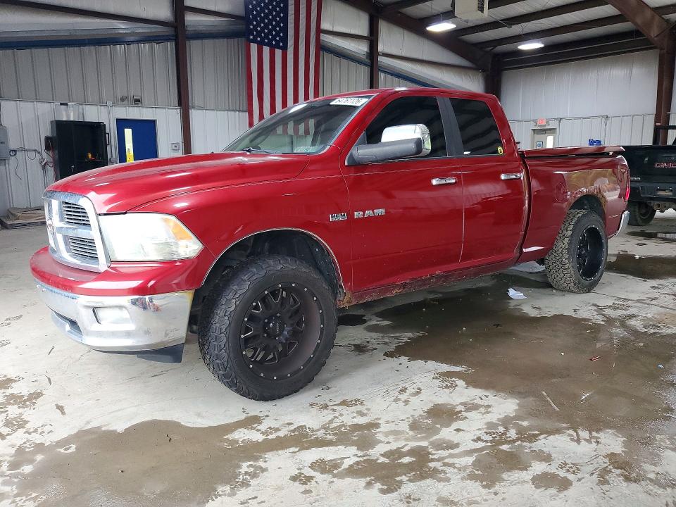 64761126 :رقم المزاد ، 1D7RV1GT6AS261482 vin ، 2010 Dodge Ram 1500 مزاد بيع