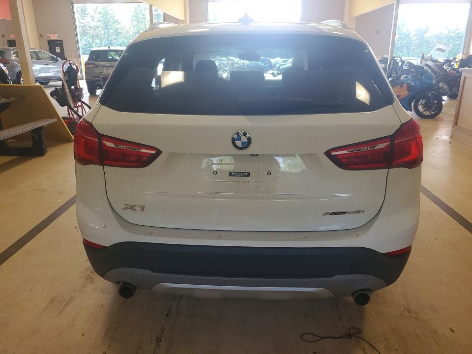 64556766 :رقم المزاد ، WBXHT3C30J5L27121 vin ، 2018 Bmw X1 مزاد بيع