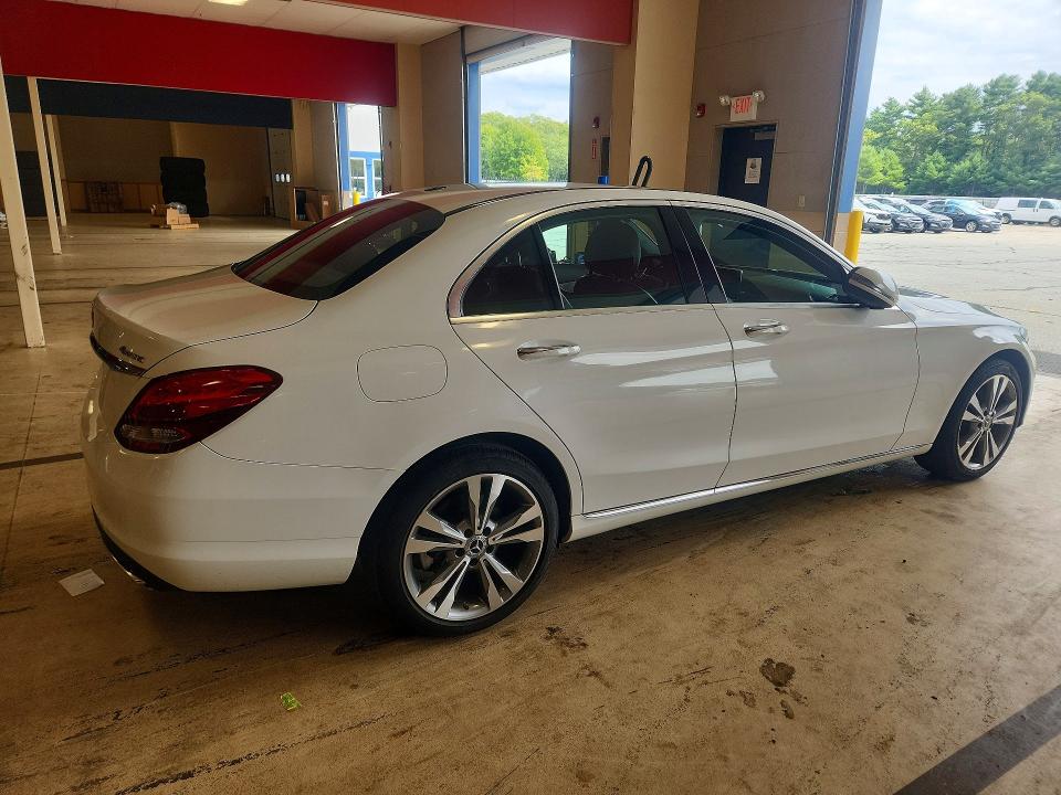 Продаж на аукціоні авто 2018 Mercedes-benz C, vin: 55SWF4KB8JU265085, номер лоту: 65842216