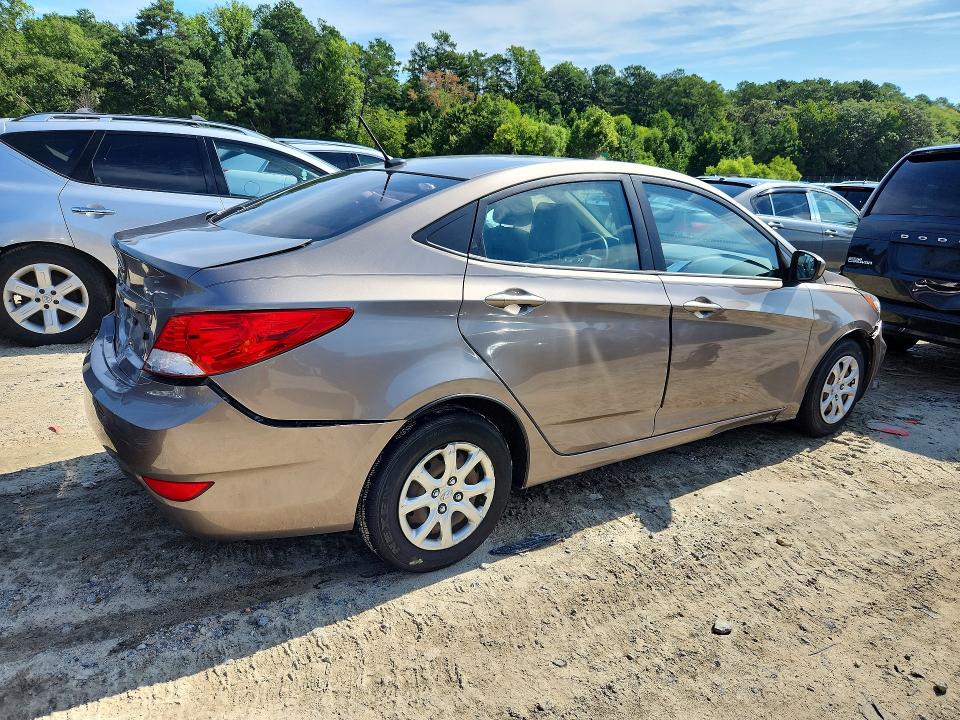 Продажа на аукционе авто 2013 Hyundai Accent, vin: KMHCT4AEXDU562293, номер лота: 63632686