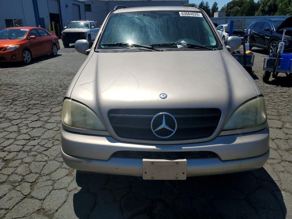 2001 Mercedes-benz Ml მანქანა იყიდება აუქციონზე, vin: 4JGAB54E91A243203, აუქციონის ნომერი: 63684026
