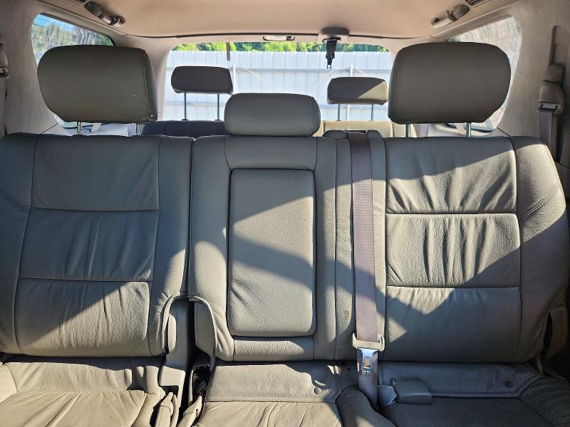 63187956 :رقم المزاد ، 5TDZT34A85S250108 vin ، 2005 Toyota Sequoia مزاد بيع