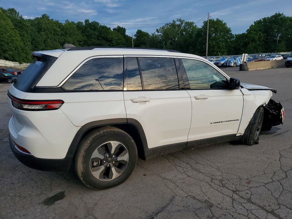 Продажа на аукционе авто 2023 Jeep Grand Cherokee, vin: 1C4RJYB61P8874843, номер лота: 63764636