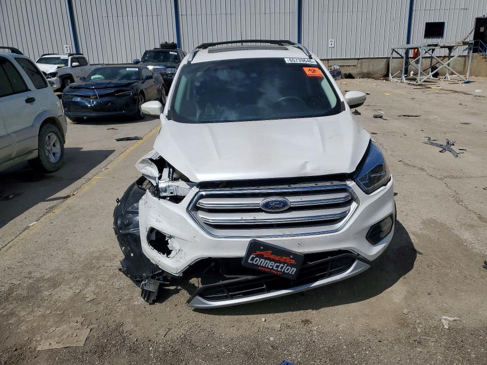 Продажа на аукционе авто 2019 Ford Escape, vin: 1FMCU9J90KUA86825, номер лота: 65739646