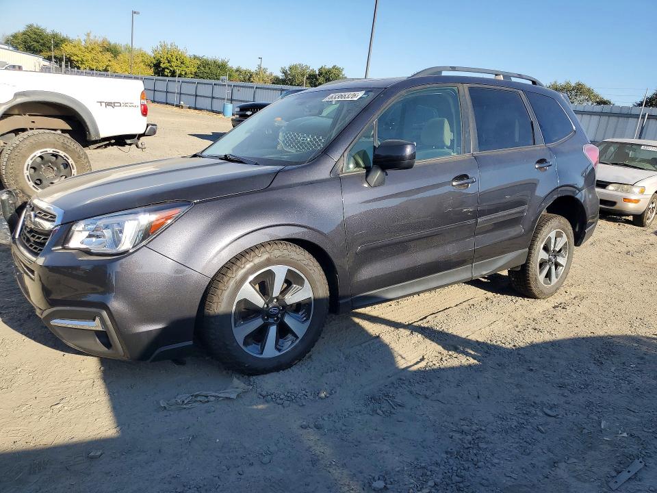 Продаж на аукціоні авто 2018 Subaru Forester, vin: JF2SJAGCXJH526670, номер лоту: 63366326