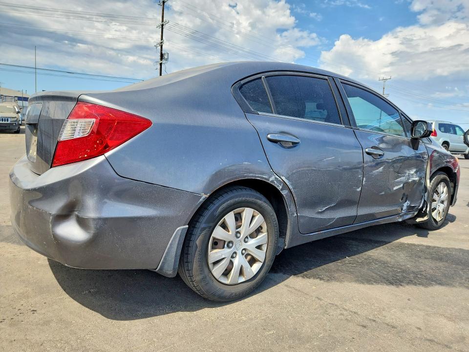 2012 Honda Civic მანქანა იყიდება აუქციონზე, vin: 19XFB2F56CE372473, აუქციონის ნომერი: 64573836