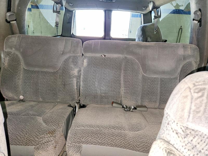 63720976 :رقم المزاد ، 1GNEC16R9XJ431912 vin ، 1999 Chevrolet Suburban مزاد بيع