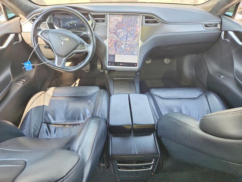 66411996 :رقم المزاد ، 5YJSA1E2XHF199562 vin ، 2017 Tesla Model S مزاد بيع