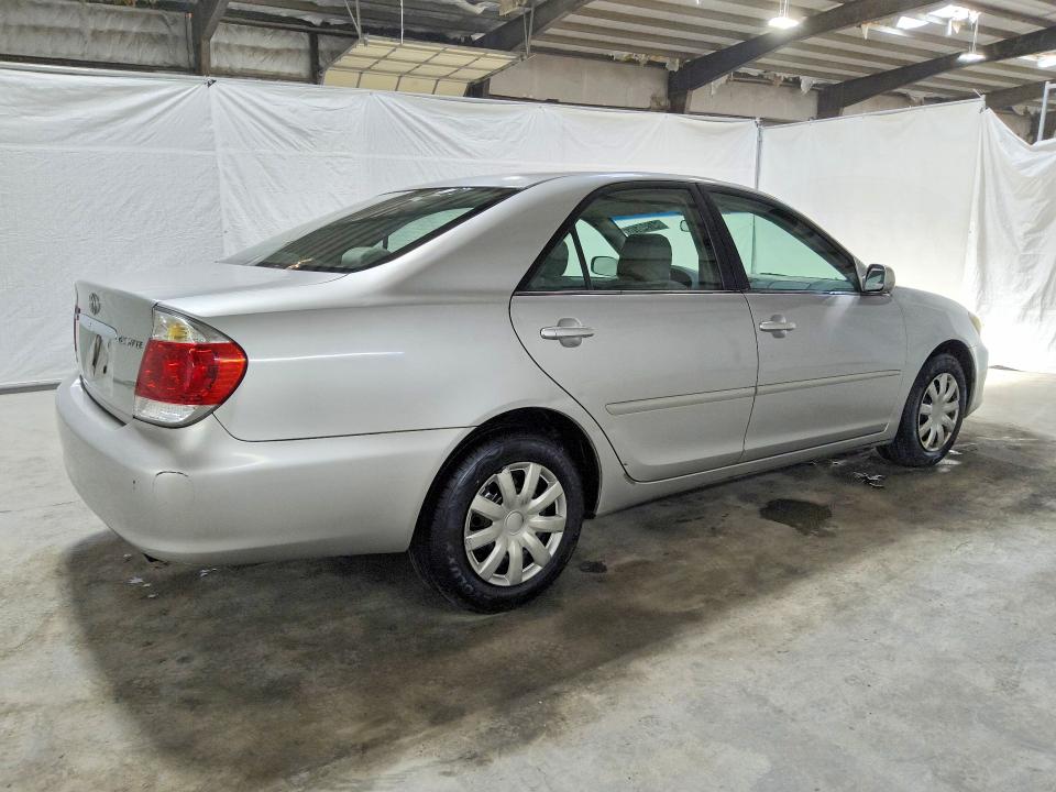 64794676 :رقم المزاد ، 4T1BE32K76U133863 vin ، 2006 Toyota Camry مزاد بيع