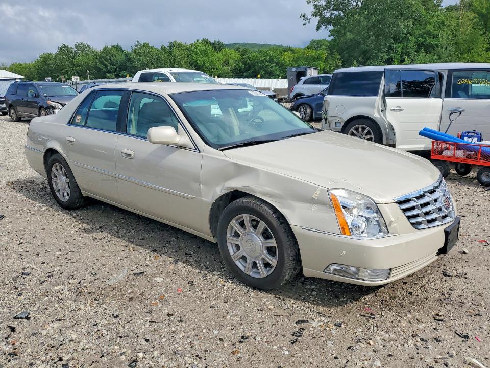 Продажа на аукционе авто 2011 Cadillac Dts, vin: 1G6KA5E62BU105167, номер лота: 63201486