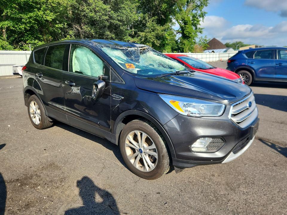 63842536 :رقم المزاد ، 1FMCU9GD2KUA10079 vin ، 2019 Ford Escape مزاد بيع