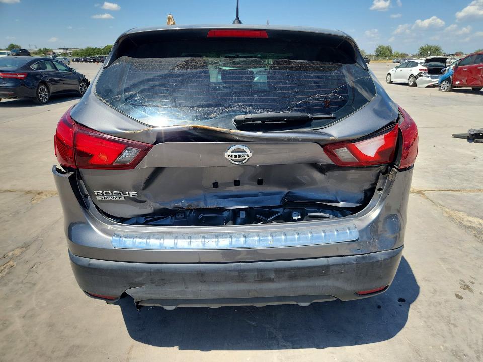 64285766 :رقم المزاد ، JN1BJ1CP0KW230340 vin ، 2019 Nissan Rogue Sport مزاد بيع