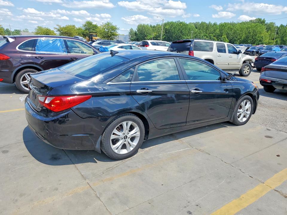 2013 Hyundai Sonata მანქანა იყიდება აუქციონზე, vin: 5NPEC4AC1DH531200, აუქციონის ნომერი: 63508696
